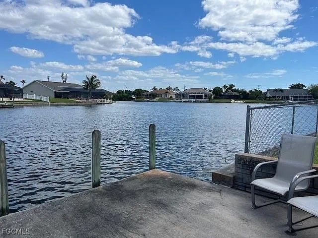 2321 SE 5th CT, Cape Coral, FL 33990