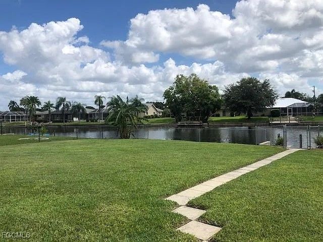 2321 SE 5th CT, Cape Coral, FL 33990
