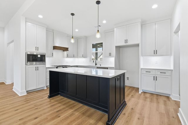 4805 Coronell Way, Bryant, AR 72002