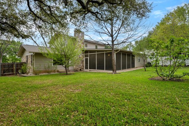 320 Ridgecrest RD, Georgetown, TX 78628