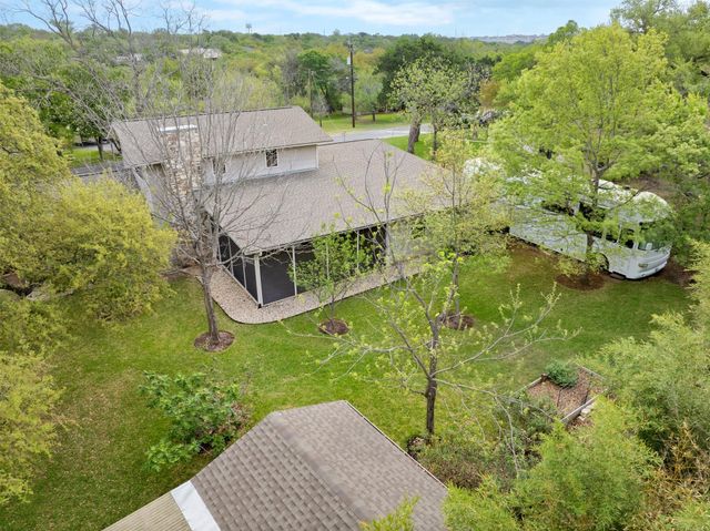 320 Ridgecrest RD, Georgetown, TX 78628