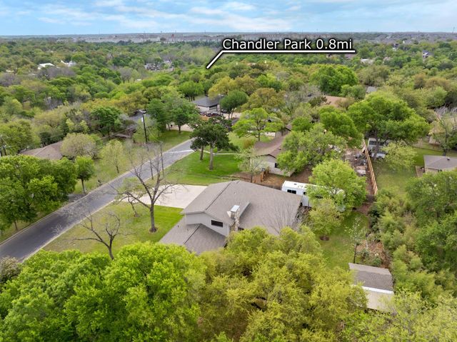 320 Ridgecrest RD, Georgetown, TX 78628