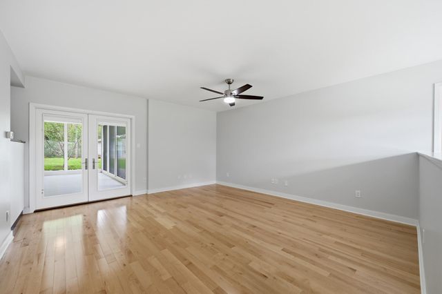 320 Ridgecrest RD, Georgetown, TX 78628