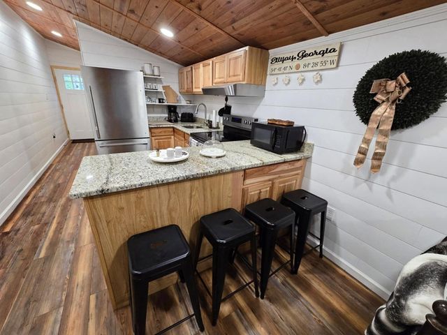 78 21st Street, Ellijay, GA 30540