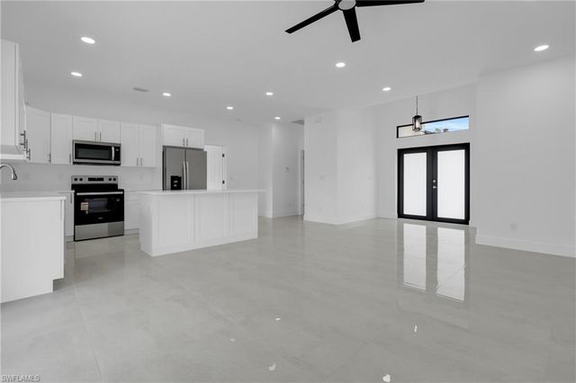 584 Genoa AVE S, Lehigh Acres, FL 33974