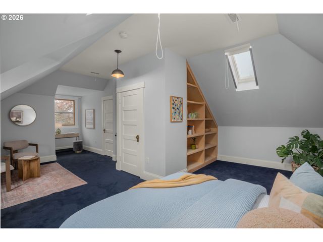 1800 Se 42ND Ave, Portland, OR 97215