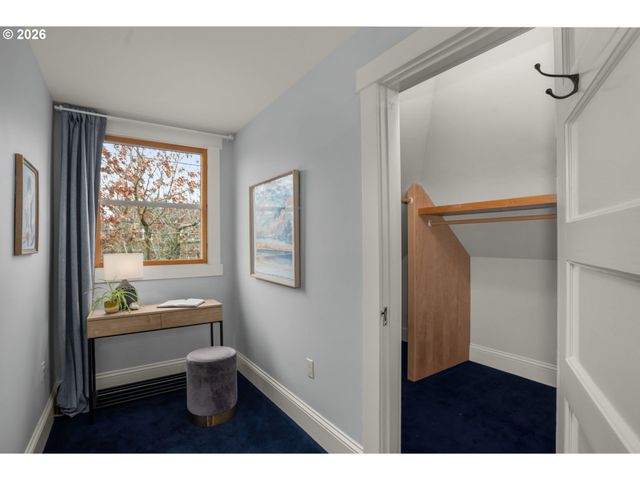 1800 Se 42ND Ave, Portland, OR 97215