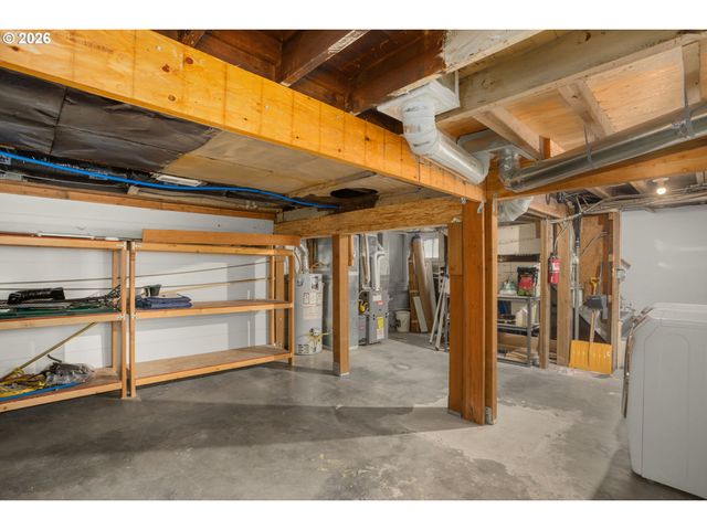 1800 Se 42ND Ave, Portland, OR 97215