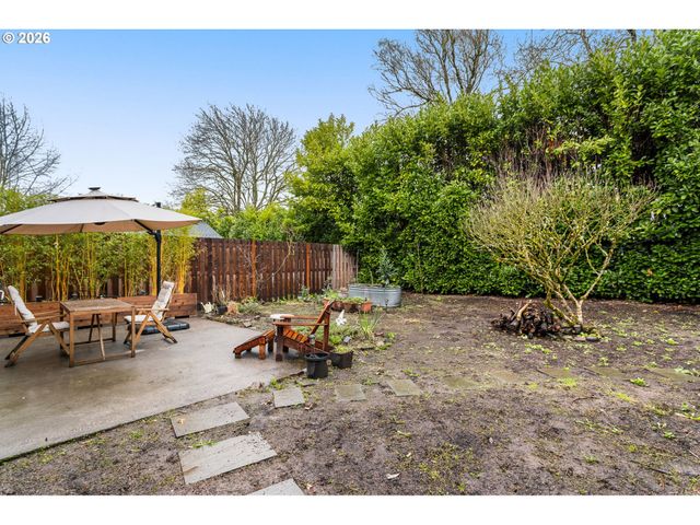 1800 Se 42ND Ave, Portland, OR 97215