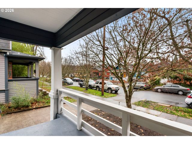 1800 Se 42ND Ave, Portland, OR 97215