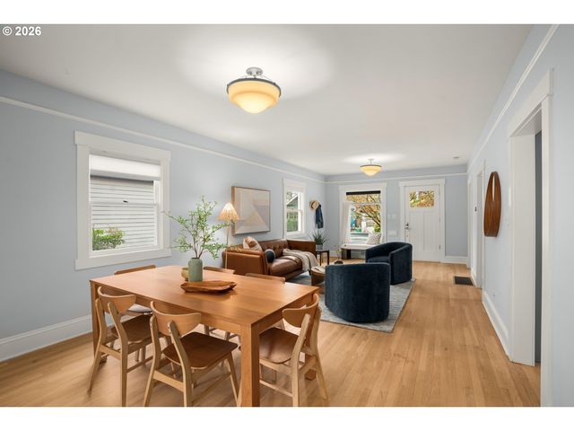 1800 Se 42ND Ave, Portland, OR 97215