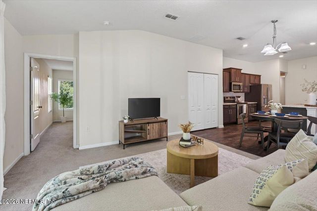 7940 MEADOW WALK Lane, Jacksonville, FL 32256