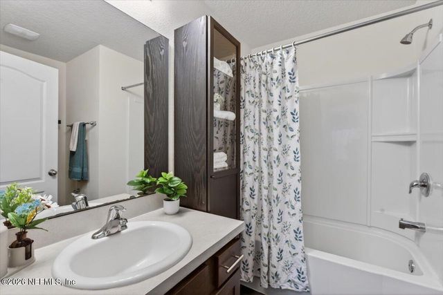 7940 MEADOW WALK Lane, Jacksonville, FL 32256