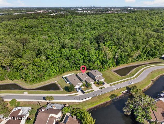 7940 MEADOW WALK Lane, Jacksonville, FL 32256