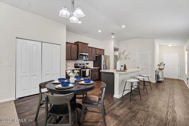 7940 MEADOW WALK Lane, Jacksonville, FL 32256