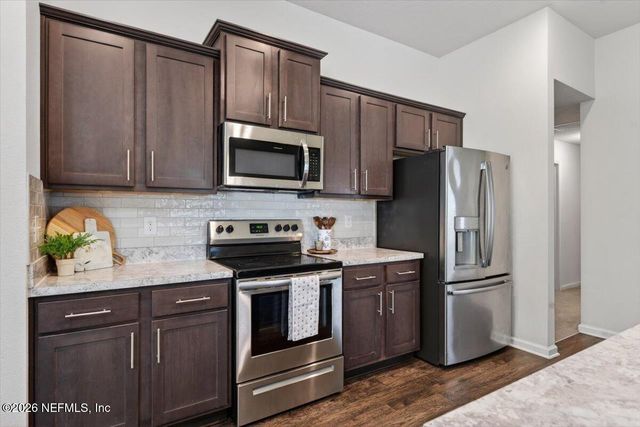 7940 MEADOW WALK Lane, Jacksonville, FL 32256