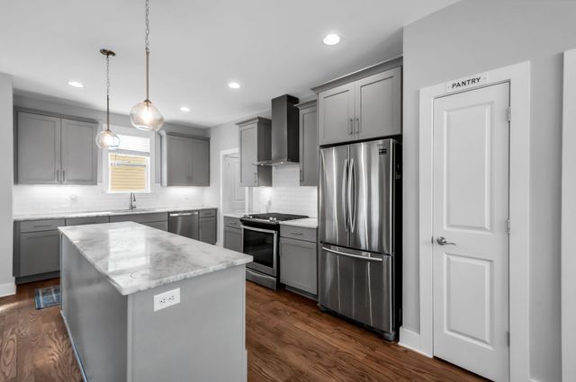 64 Twin St, Nashville, TN 37209