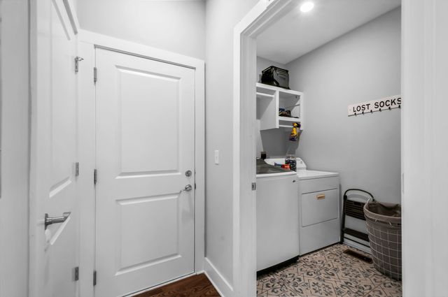 64 Twin St, Nashville, TN 37209