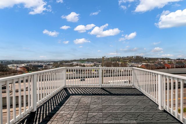 64 Twin St, Nashville, TN 37209