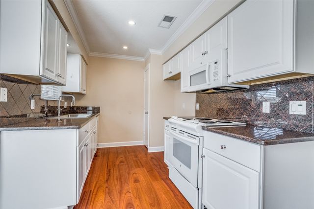 2713 Ridge Road N, Fort Worth, TX 76133