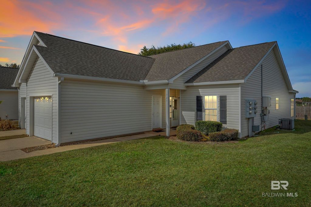 2651 S Juniper Street 705, Foley, AL 36536