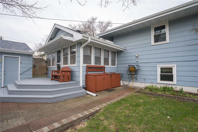 213 NE Crestmoor Place, Ankeny, IA 50021