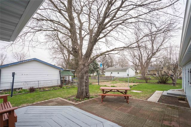 213 NE Crestmoor Place, Ankeny, IA 50021