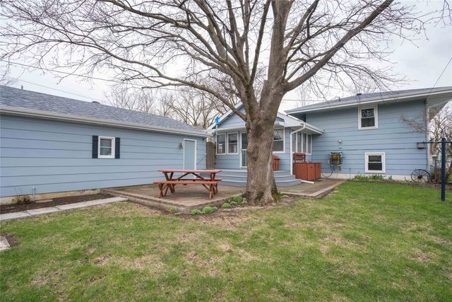 213 NE Crestmoor Place, Ankeny, IA 50021