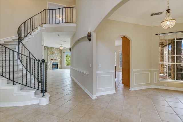 9605 Corbe DR, Austin, TX 78726