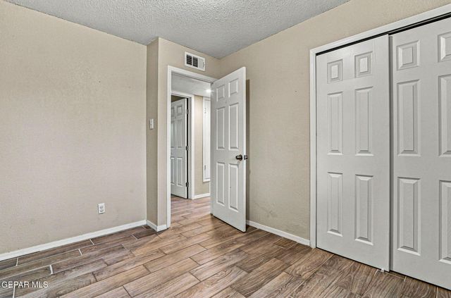 11524 MEADOWBROOK Drive, El Paso, TX 79936
