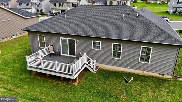 206 BRANT LN N, Martinsburg, WV 25403