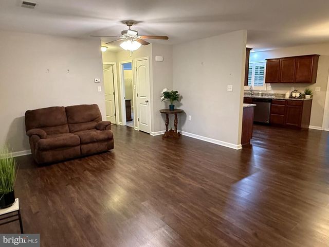 206 BRANT LN N, Martinsburg, WV 25403
