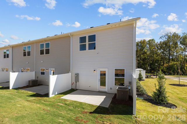 4611 Green Drake Drive, Charlotte, NC 28269