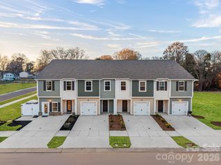 4611 Green Drake Drive, Charlotte, NC 28269
