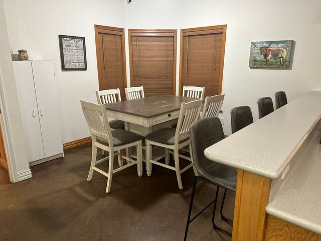 201 W Oak Street, Eustace, TX 75124