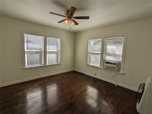 6330 Vickery Boulevard, Dallas, TX 75214