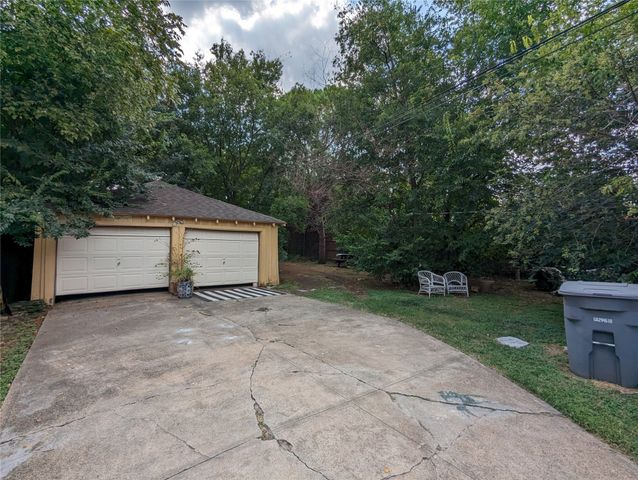 6330 Vickery Boulevard, Dallas, TX 75214