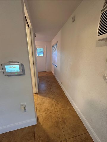 6131 SW 39th St East, Miramar, FL 33023