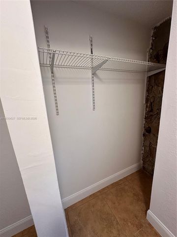 6131 SW 39th St East, Miramar, FL 33023