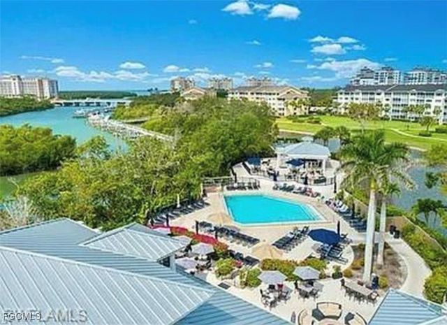 340 S Horse Creek DR 304, Naples, FL 34110