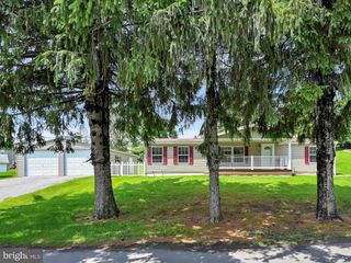 5 SHADY LANE, Pottsville, PA 17901