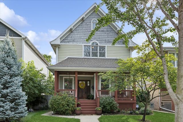 938 Mapleton Avenue, Oak Park, IL 60302