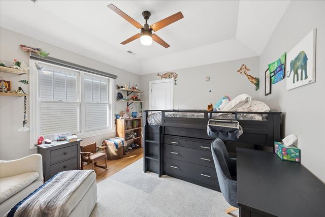 938 Mapleton Avenue, Oak Park, IL 60302