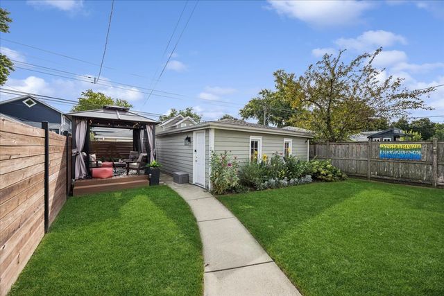 938 Mapleton Avenue, Oak Park, IL 60302