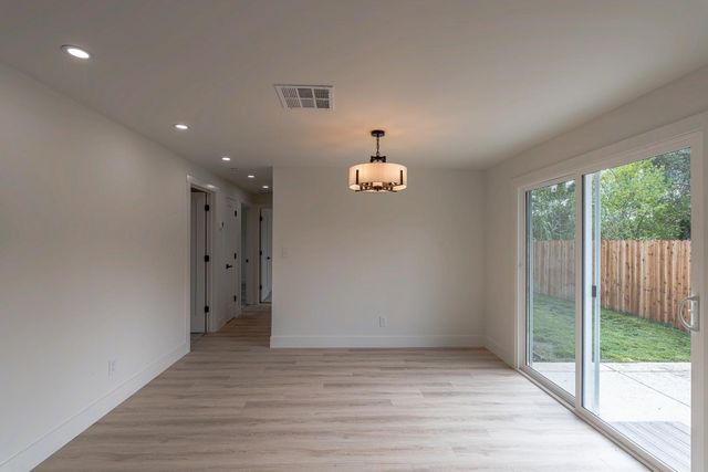 6838 Grant Ave, Carmichael, CA 95608