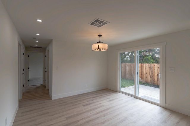 6838 Grant Ave, Carmichael, CA 95608