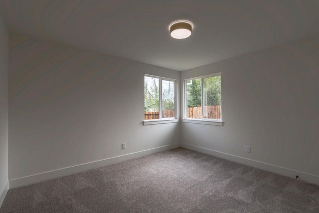 6838 Grant Ave, Carmichael, CA 95608