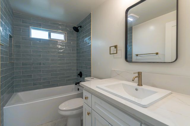 6838 Grant Ave, Carmichael, CA 95608