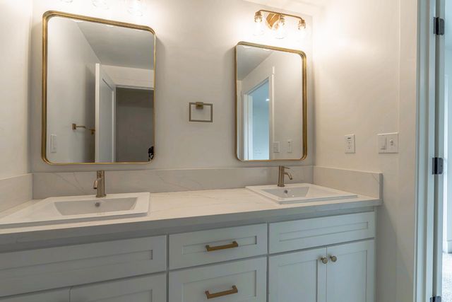 6838 Grant Ave, Carmichael, CA 95608