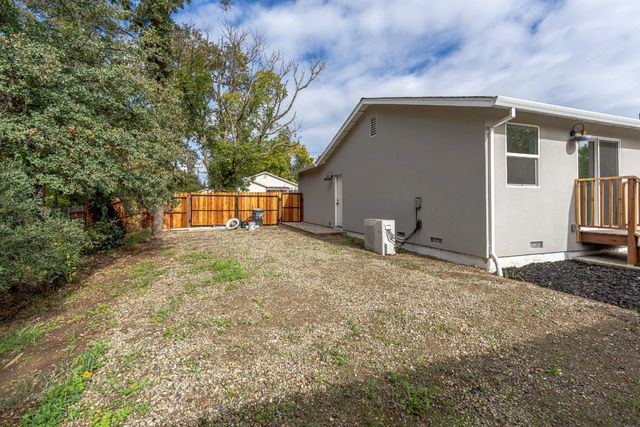 6838 Grant Ave, Carmichael, CA 95608